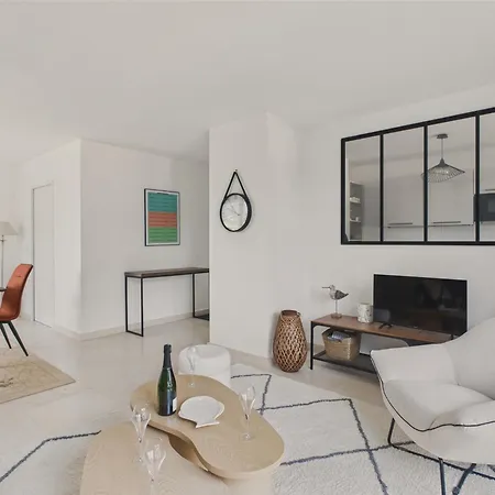 A 350m De La Plage, Pour 2 - Balcon Apartment