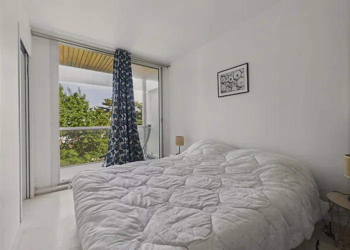 A 350m De La Plage, Pour 2 - Balcon *